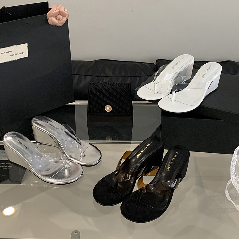 2025 New Thong Sandals French Minimalist Chic Comfortable Wedge Transparent Open Toe Women's Shoes