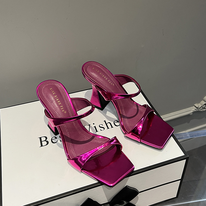 2025 Summer One-Strap Open Toe Women's Shoes Fashion Square Toe Commuter Versatile Sandals Simple Elegant Outdoor Slippers - Image 2