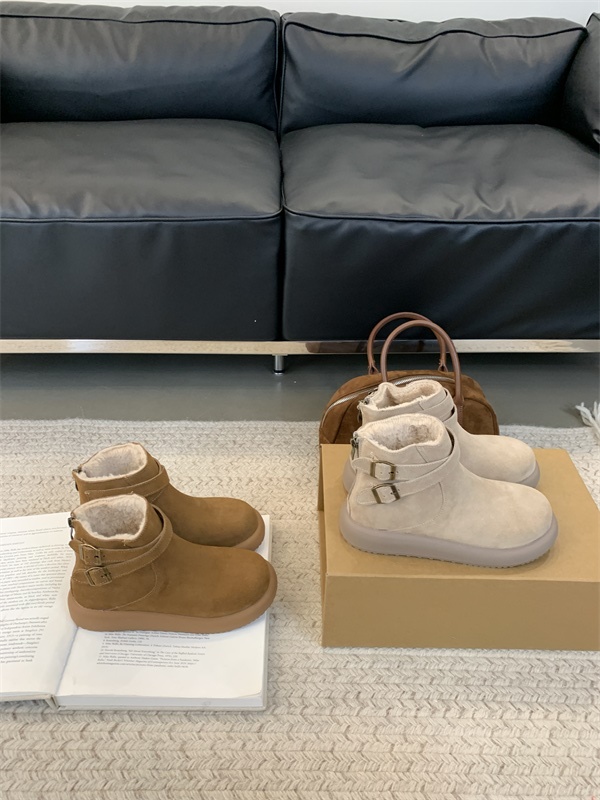 Frosted Leather Snow Boots Women 2025 New Winter Retro Fleece Lined Flat Short Boots - Image 4