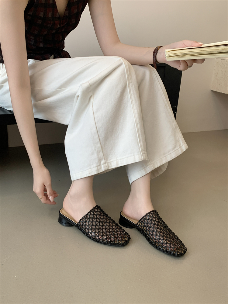 Woven Mesh Women's Low Heel Closed Toe Slippers 2026 Autumn Summer New One-Piece Retro Hollow Mules - Image 2